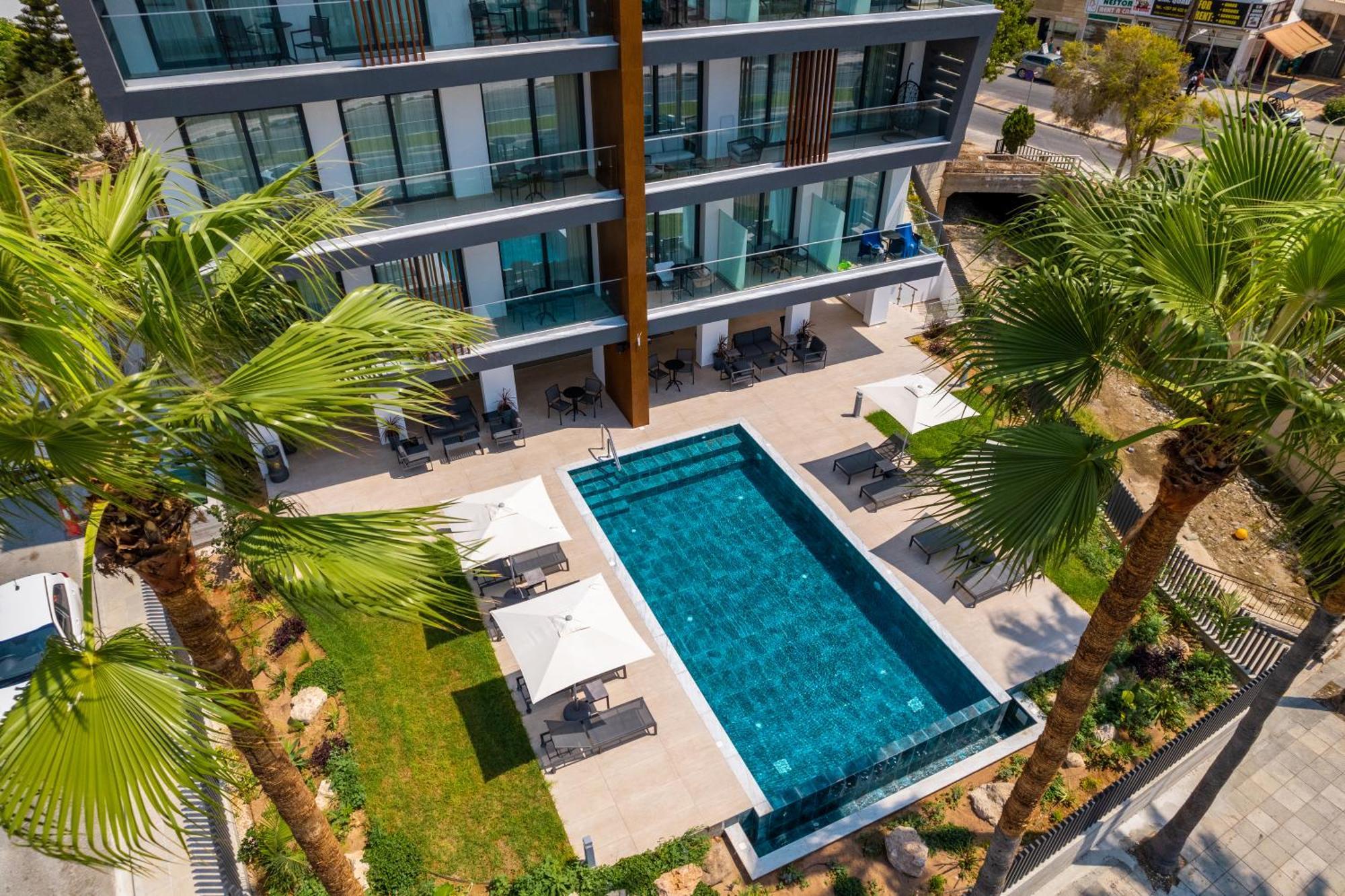Waterside Sea View Apartments Paphos Esterno foto